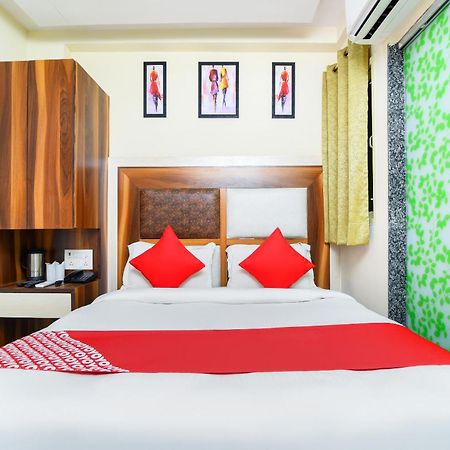 Hotel Harsha International Ню Делхи Екстериор снимка