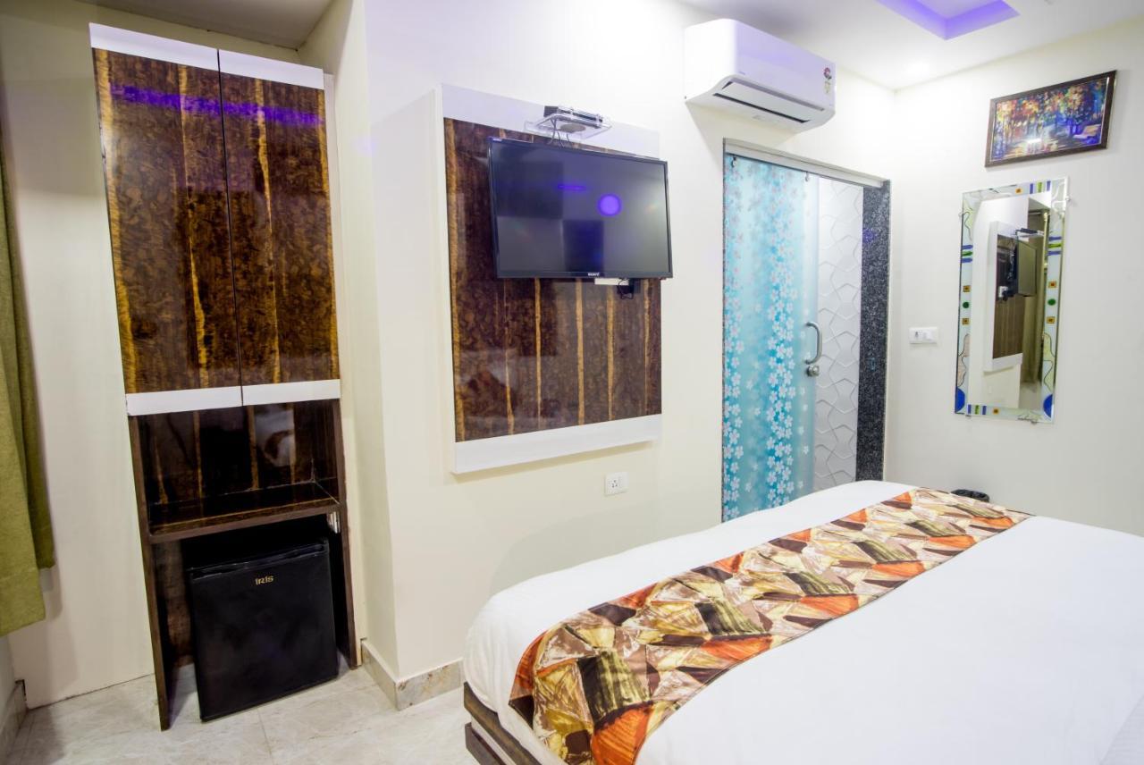 Hotel Harsha International Ню Делхи Екстериор снимка