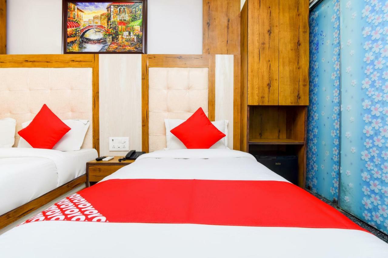 Hotel Harsha International Ню Делхи Екстериор снимка