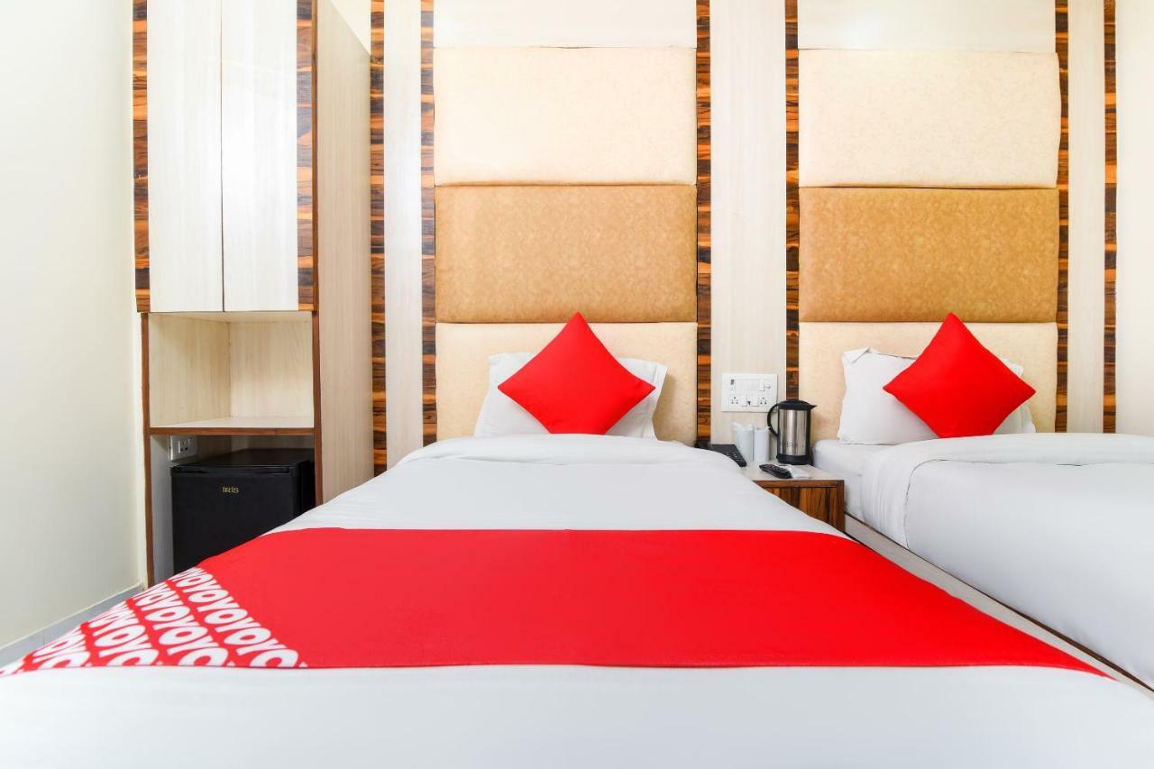 Hotel Harsha International Ню Делхи Екстериор снимка